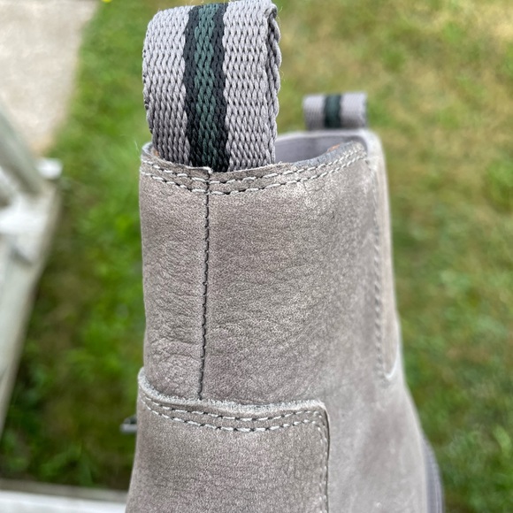 The Henry Lugsole Boot In Nubuck - Picture 12 of 12